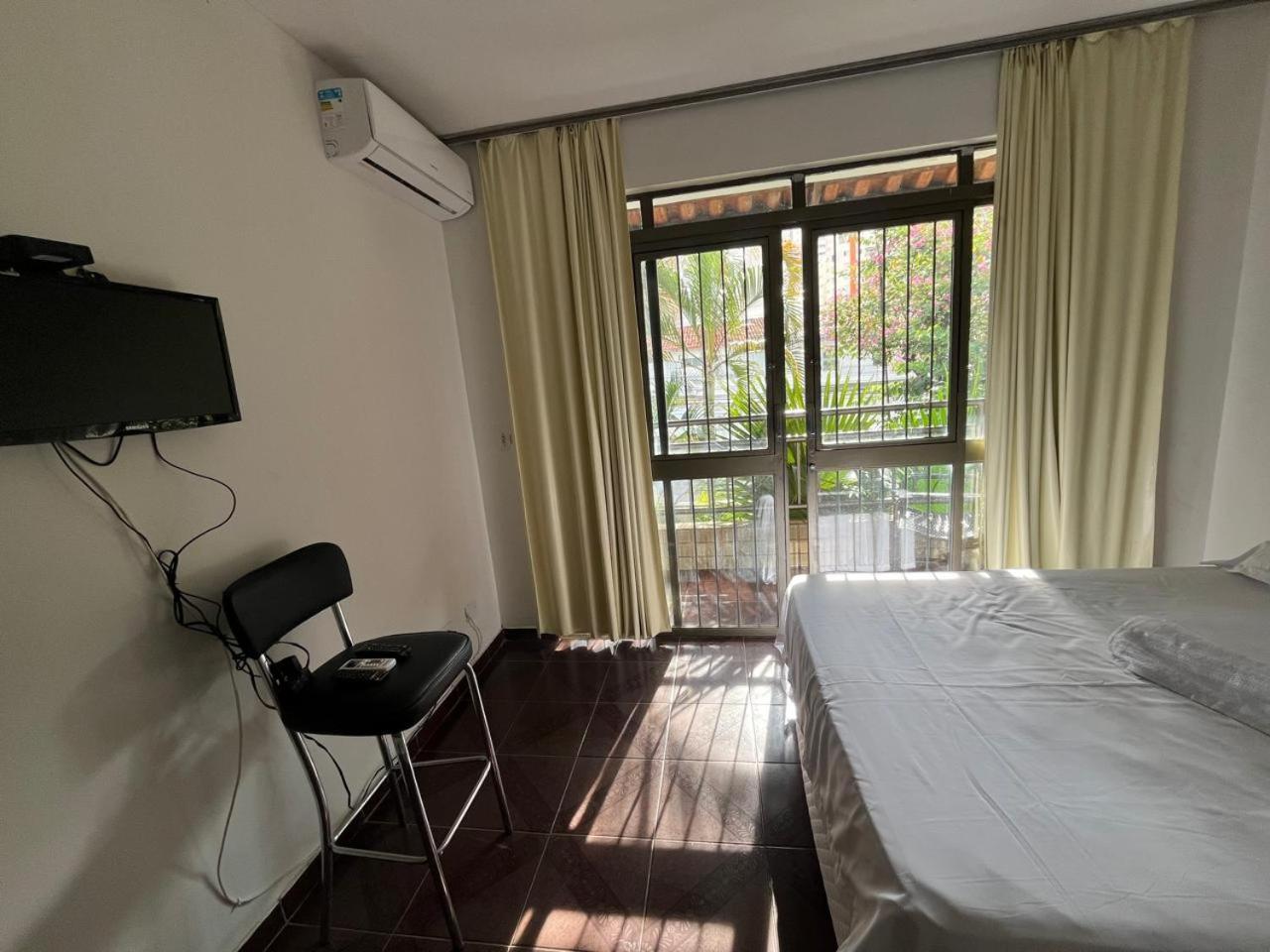 Casa Quintal Bueno! 5 Quartos Com Ar Split E Internet Ultra! Perto Do Melhor De Goiania! Marista Parques Areiao E Vaca Brava Hospital Premium Mater Dei Blue Fit Perdomo Goiania Shopping! Exteriör bild